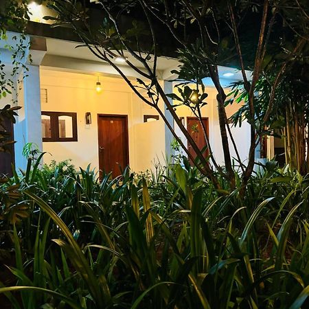 Double Mango Villa 카투나야크 외부 사진